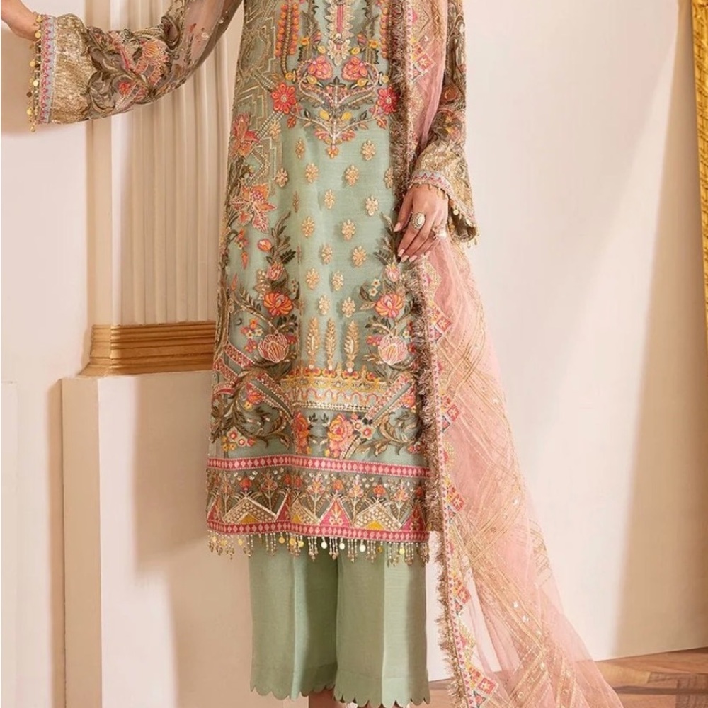 3 PC Elegant Embroidered Long Sleeve Dress - Picture 3 of 9